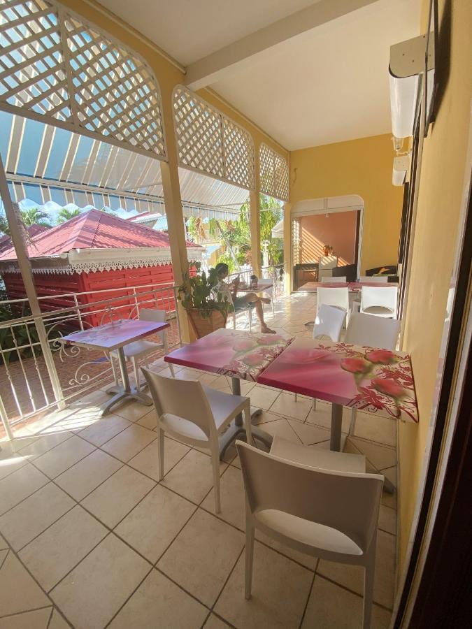 Appartement Moderne A Pointe Noire 36 M² Piscine & Jacuzzi Exterior photo
